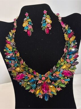 Multicolor Crystal Statement Necklace & Earrings Set - Bold Sparkling Jewelry